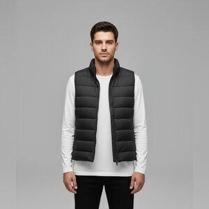GAP Men's Dark Quilted Vest